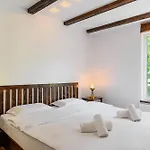 Unique 2 Floor Penthouse In - Rare Location